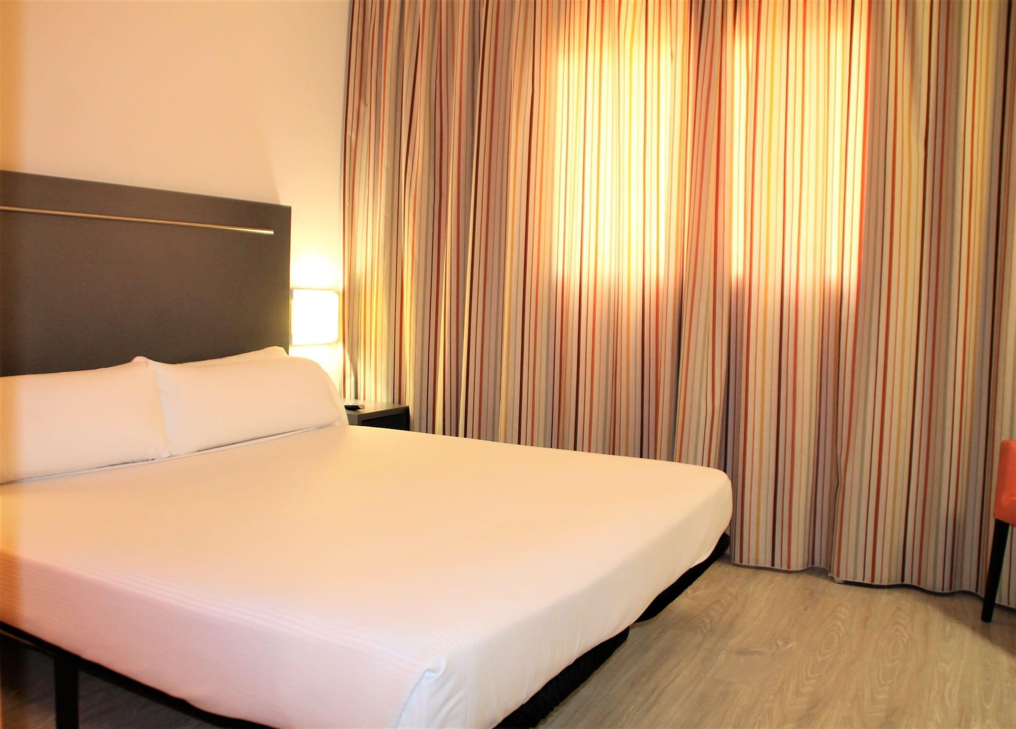 H2 Fuenlabrada Hotel ภายนอก รูปภาพ