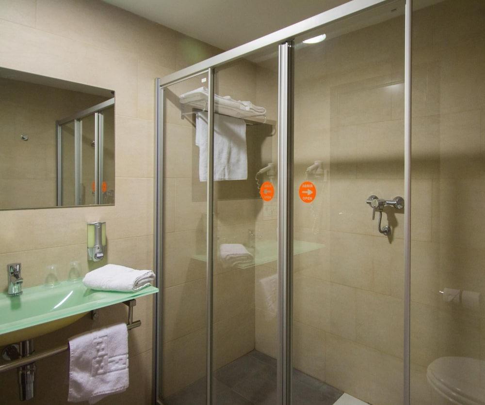 H2 Fuenlabrada Hotel ภายนอก รูปภาพ