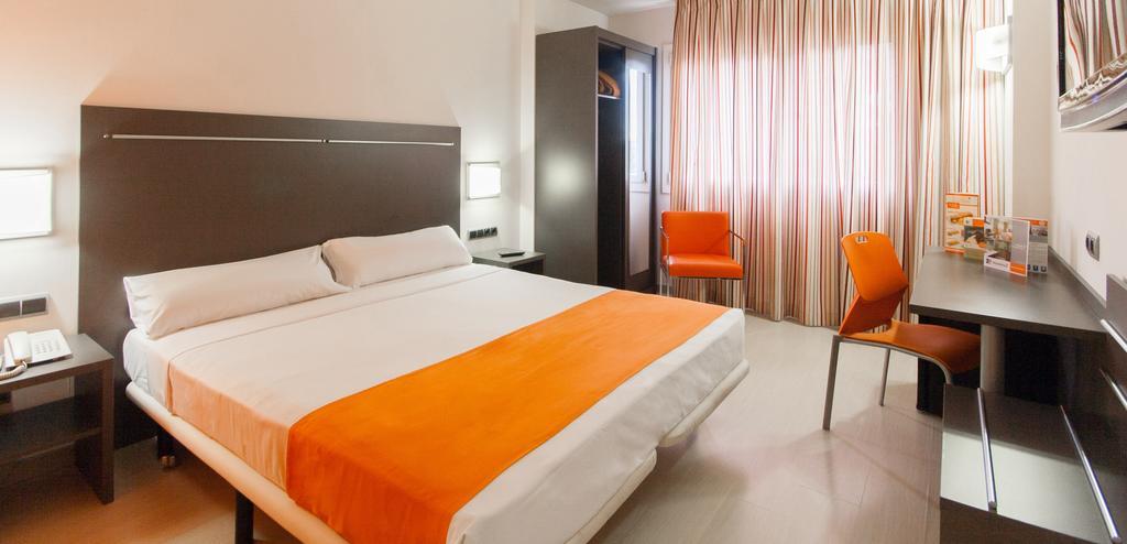H2 Fuenlabrada Hotel ภายนอก รูปภาพ