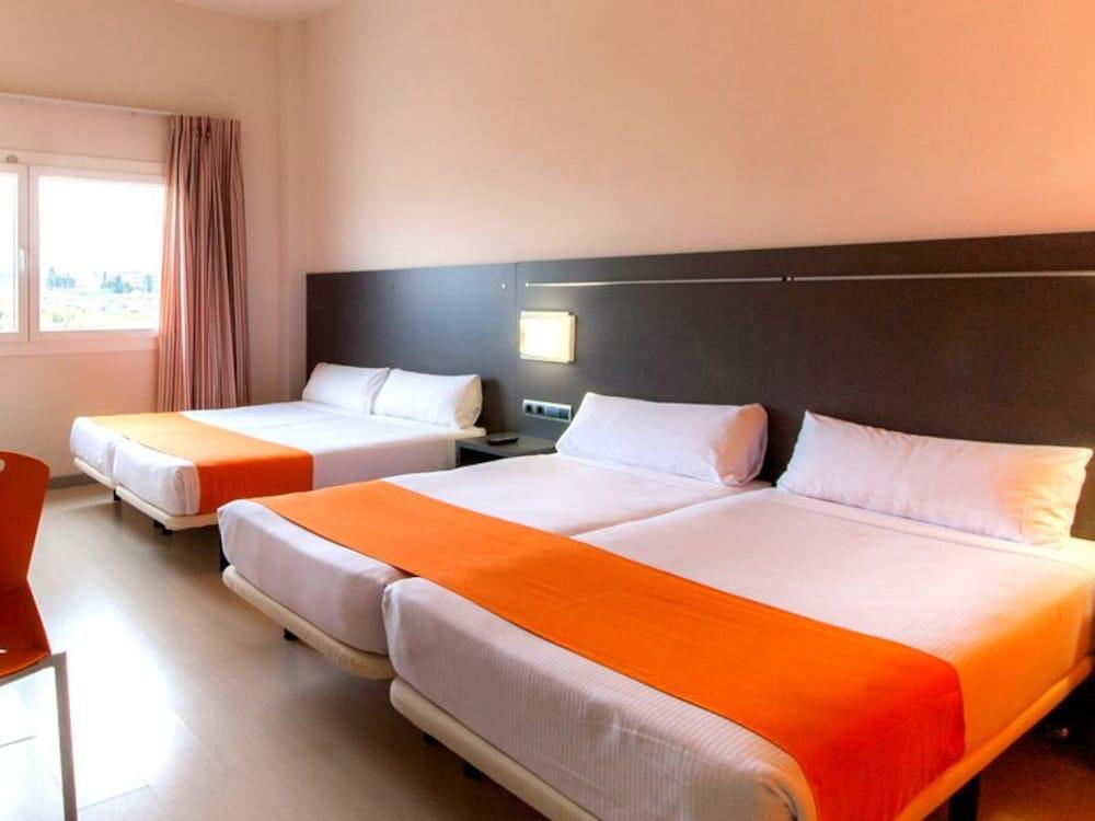 H2 Fuenlabrada Hotel ภายนอก รูปภาพ